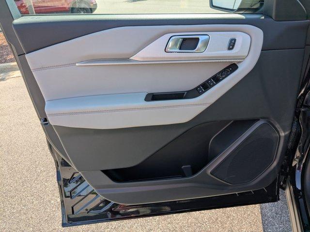 new 2025 Ford Explorer car, priced at $45,190