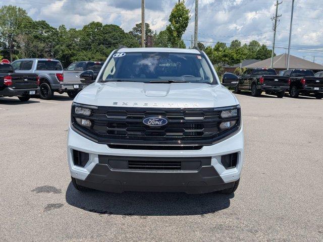 new 2025 Ford Expedition car, priced at $70,910