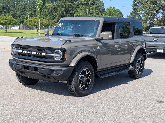 new 2025 Ford Bronco car