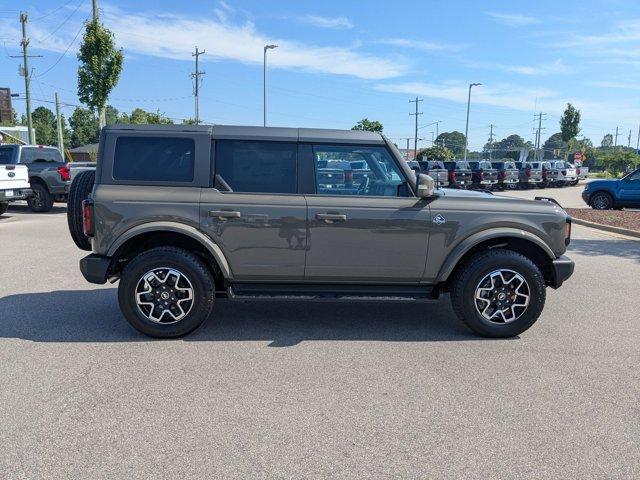 new 2025 Ford Bronco car