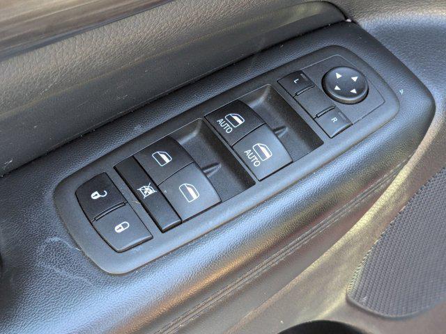 used 2022 Jeep Grand Cherokee car, priced at $23,995