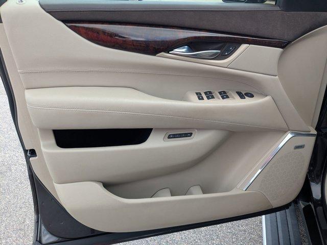 used 2015 Cadillac Escalade ESV car, priced at $26,990