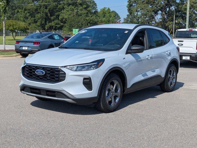 new 2025 Ford Escape car, priced at $29,195