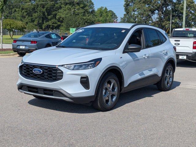 new 2025 Ford Escape car, priced at $29,195