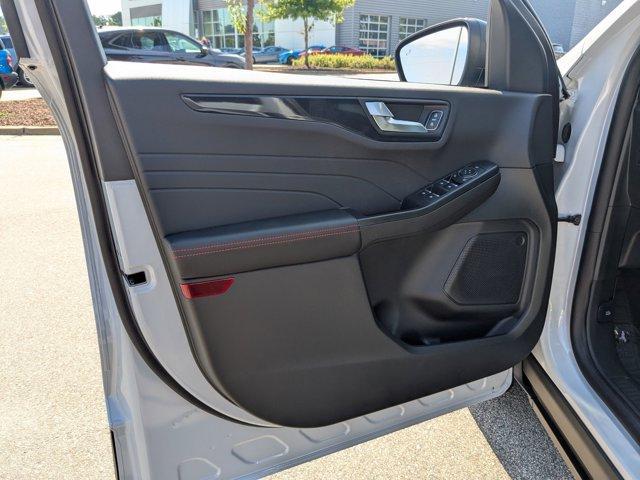 new 2025 Ford Escape car, priced at $29,195
