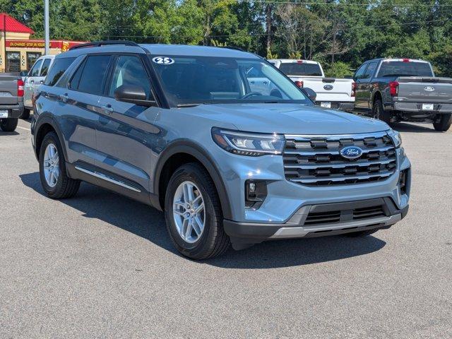 new 2025 Ford Explorer car, priced at $44,660