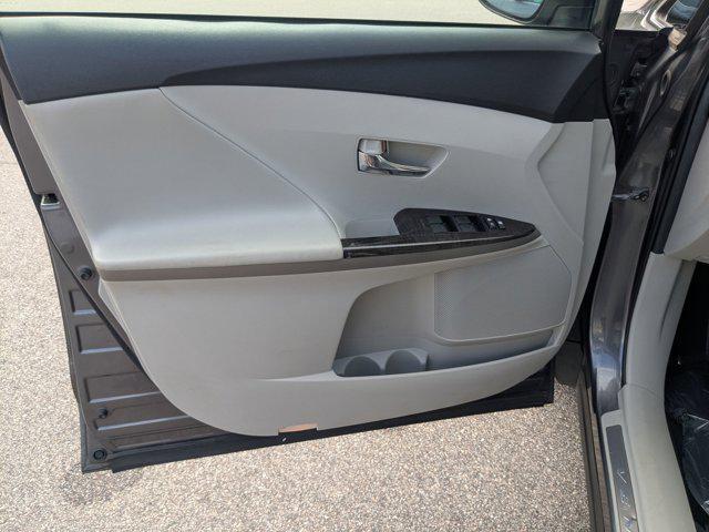 used 2014 Toyota Venza car, priced at $12,990