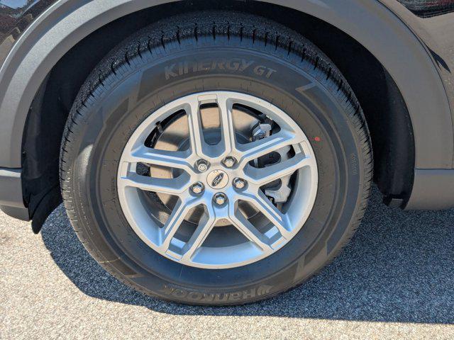 new 2025 Ford Explorer car, priced at $41,450