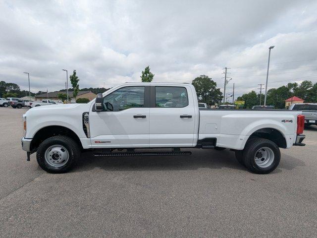 new 2025 Ford F-350 car, priced at $71,425