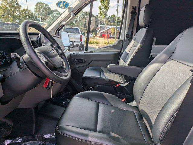 new 2024 Ford Transit-250 car