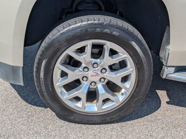 used 2015 GMC Yukon car, priced at $19,990