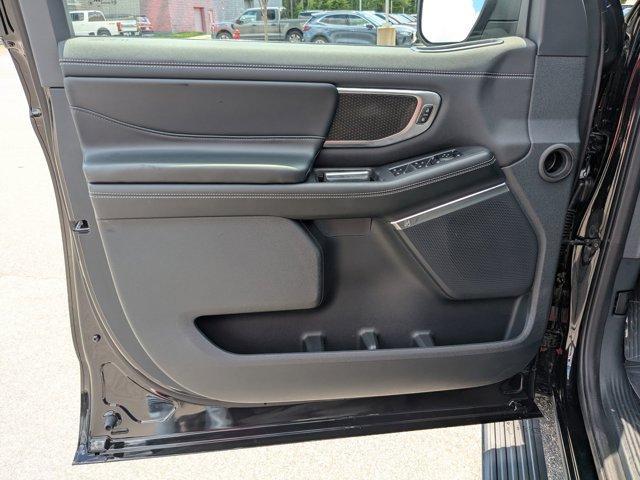 new 2025 Ford Expedition Max car