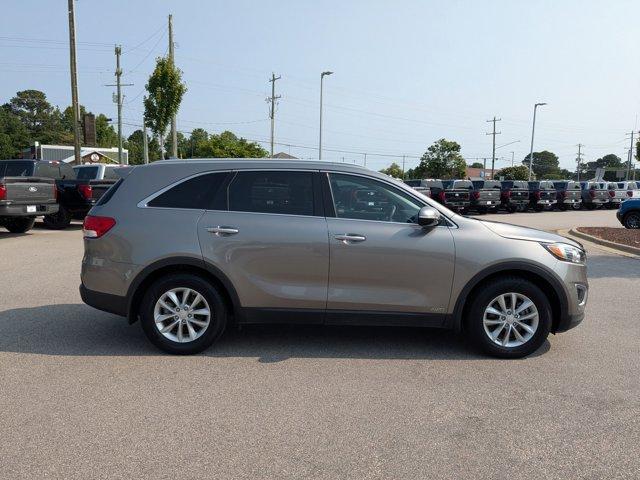 used 2018 Kia Sorento car, priced at $13,990