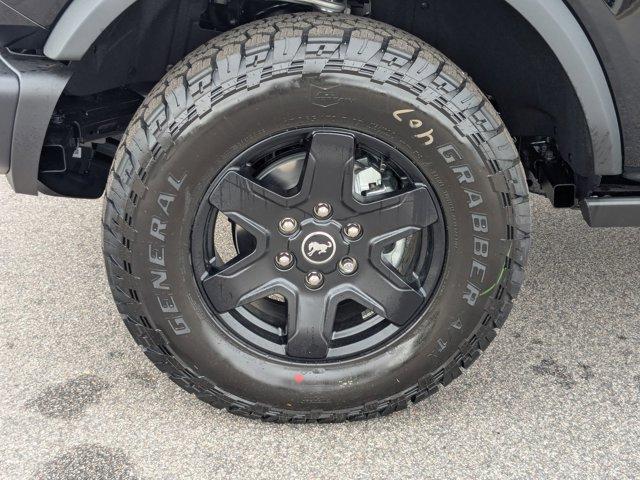 new 2025 Ford Bronco car, priced at $50,960