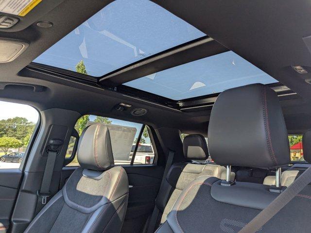 new 2025 Ford Explorer car