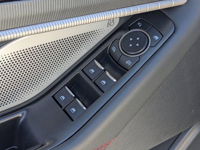 new 2025 Ford Explorer car
