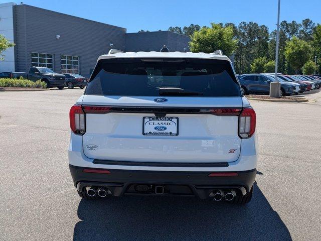 new 2025 Ford Explorer car