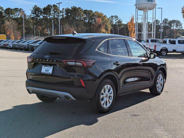 new 2025 Ford Escape car, priced at $30,485