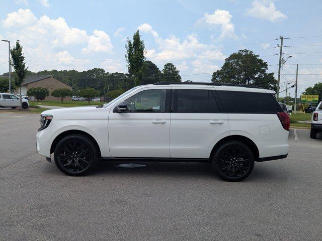 new 2025 Ford Expedition car, priced at $80,990
