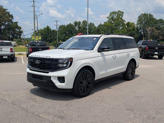 new 2025 Ford Expedition car, priced at $80,990