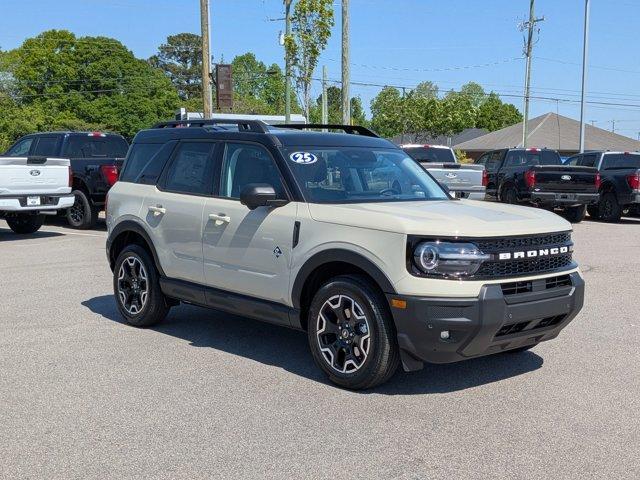 new 2025 Ford Bronco Sport car, priced at $39,080