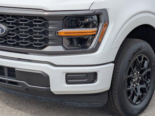 new 2025 Ford F-150 car, priced at $45,695
