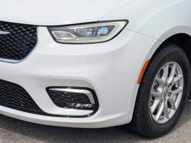 used 2021 Chrysler Pacifica car, priced at $18,990