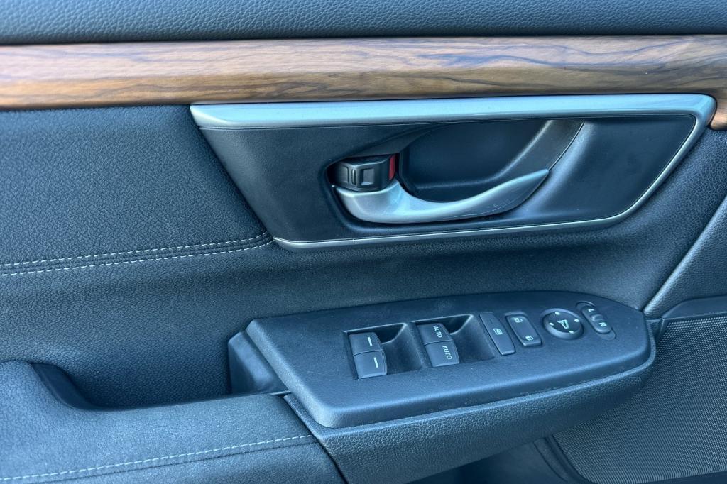 used 2022 Honda CR-V car, priced at $27,988