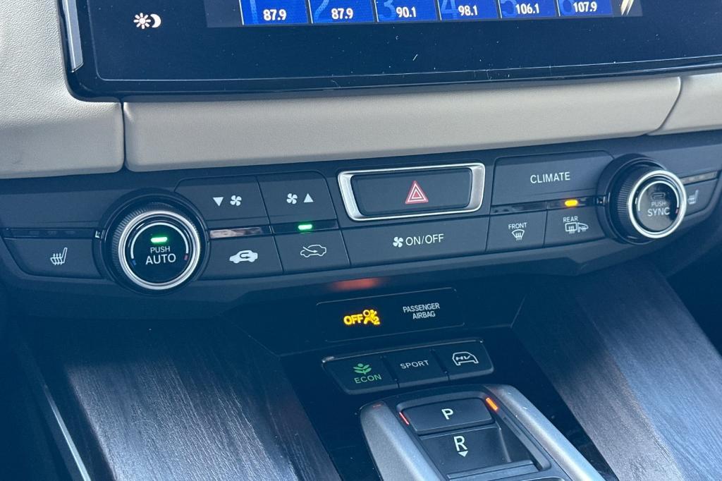 used 2018 Honda Clarity Plug-In Hybrid car, priced at $17,258