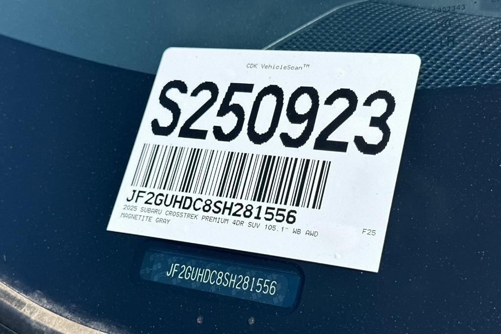 new 2025 Subaru Crosstrek car, priced at $32,432