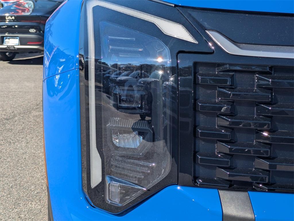 new 2026 Kia Sportage car, priced at $31,251