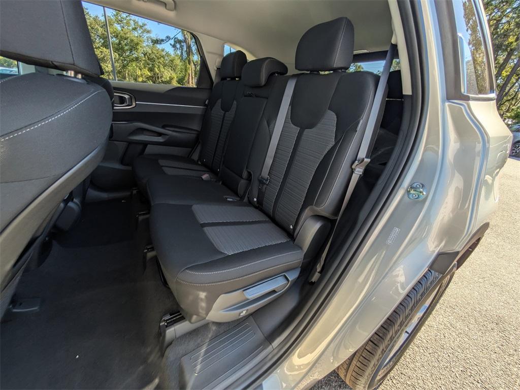 new 2026 Kia Sorento car, priced at $32,300