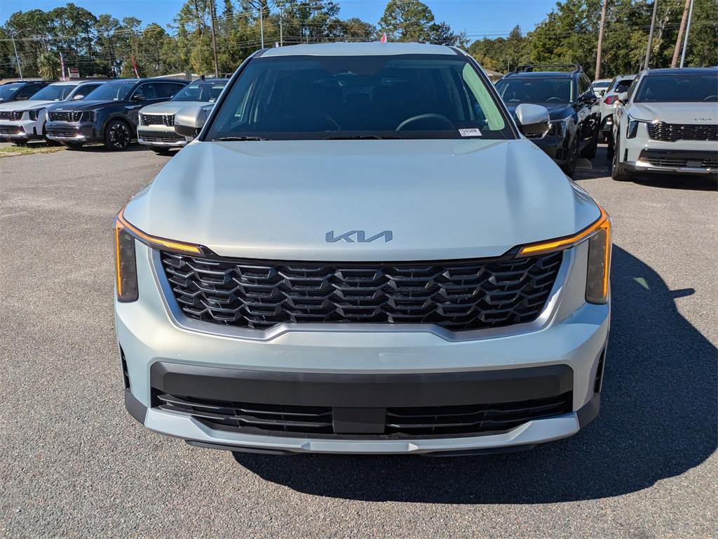 new 2026 Kia Sorento car, priced at $32,300