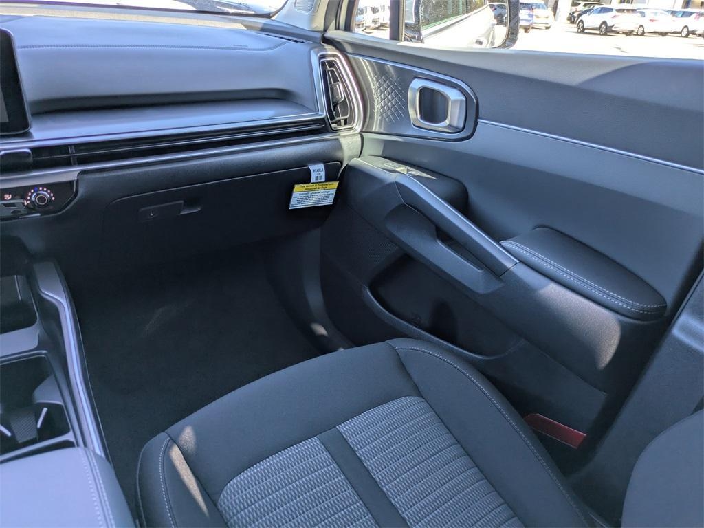 new 2026 Kia Sorento car, priced at $32,300