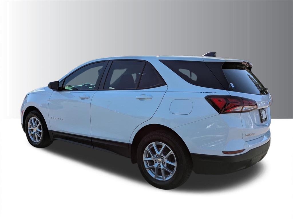 used 2024 Chevrolet Equinox car, priced at $22,988