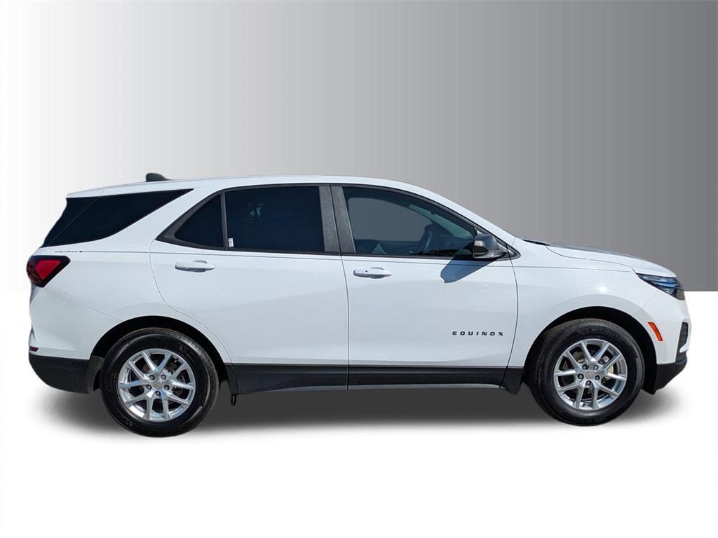 used 2024 Chevrolet Equinox car, priced at $22,988