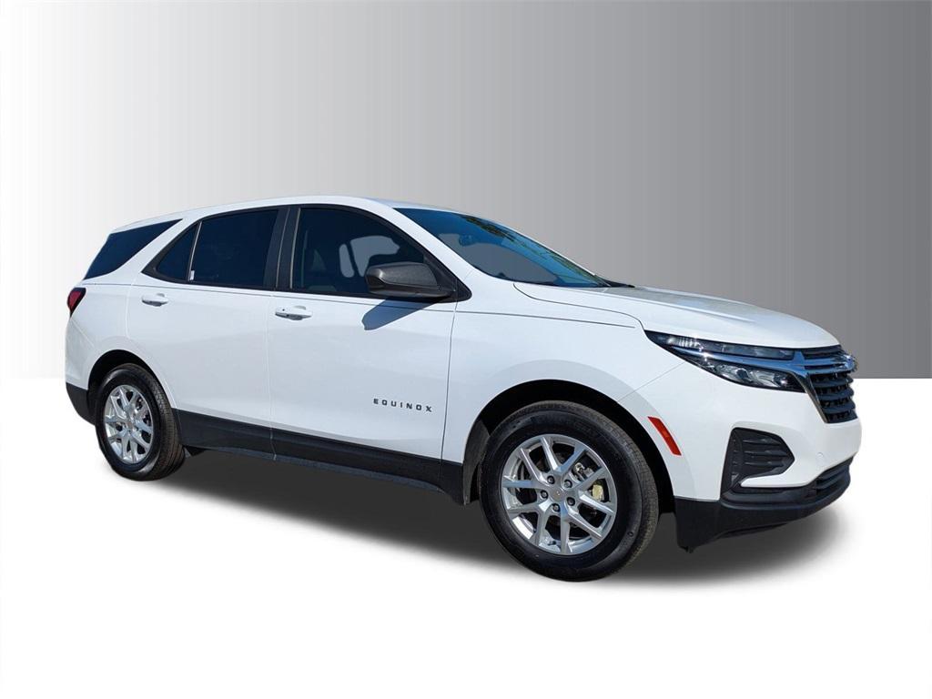 used 2024 Chevrolet Equinox car, priced at $22,988