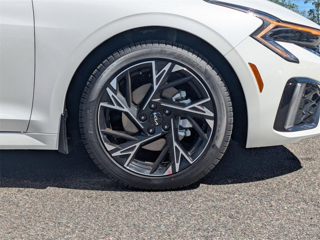 new 2025 Kia K5 car, priced at $31,405