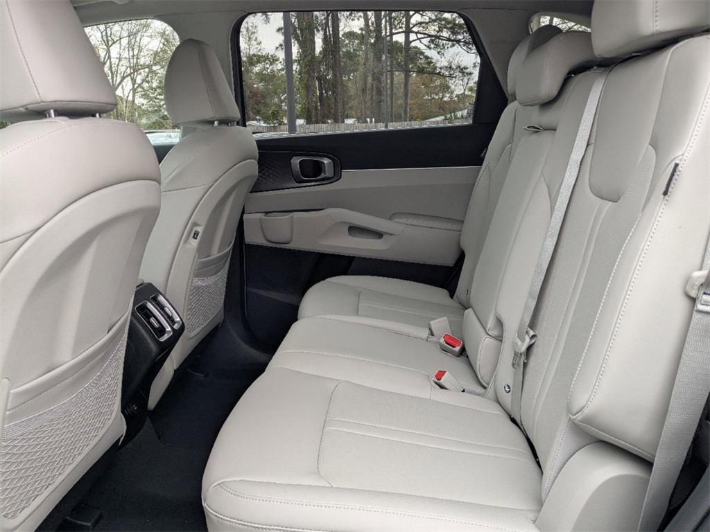 new 2025 Kia Sorento car, priced at $34,780