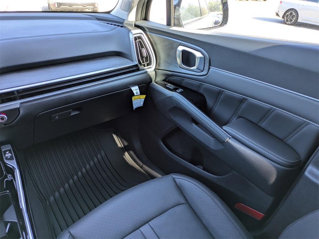new 2025 Kia Sorento car, priced at $44,175