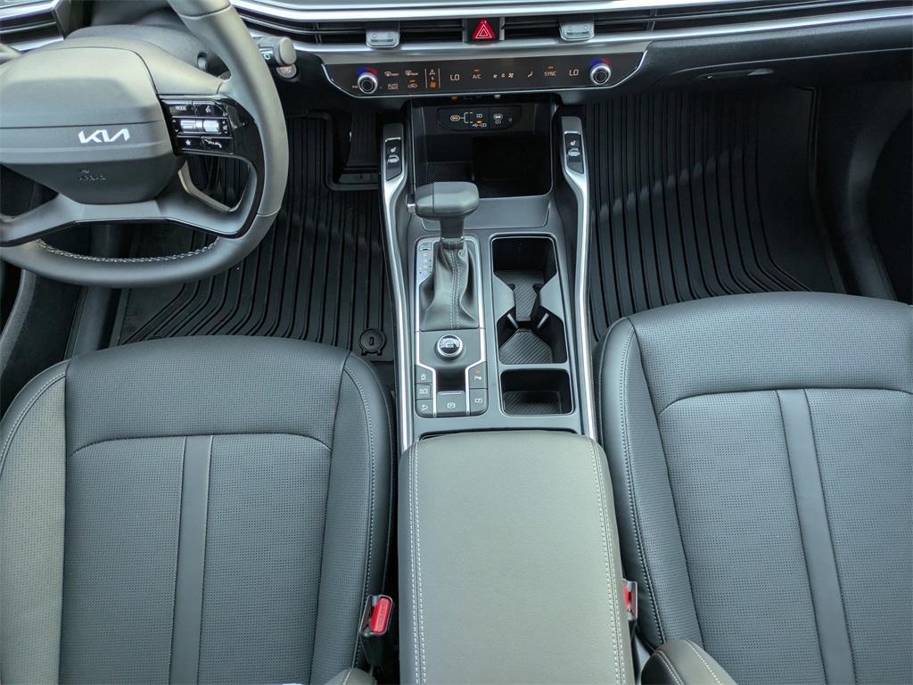 new 2026 Kia Sorento car, priced at $42,355
