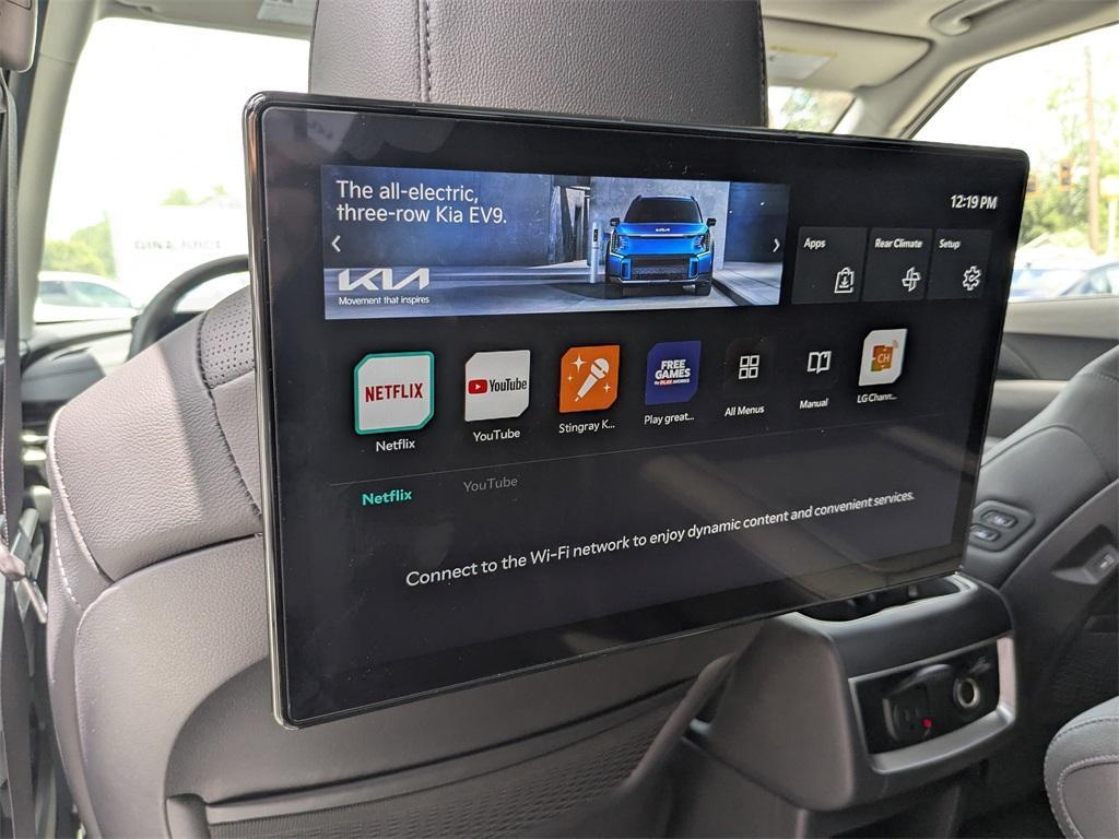 new 2025 Kia Carnival car, priced at $54,445
