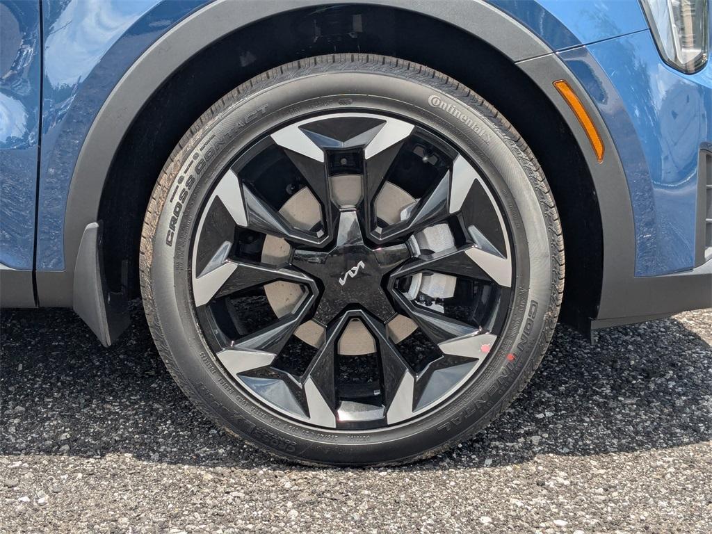 new 2025 Kia Sorento car, priced at $38,850