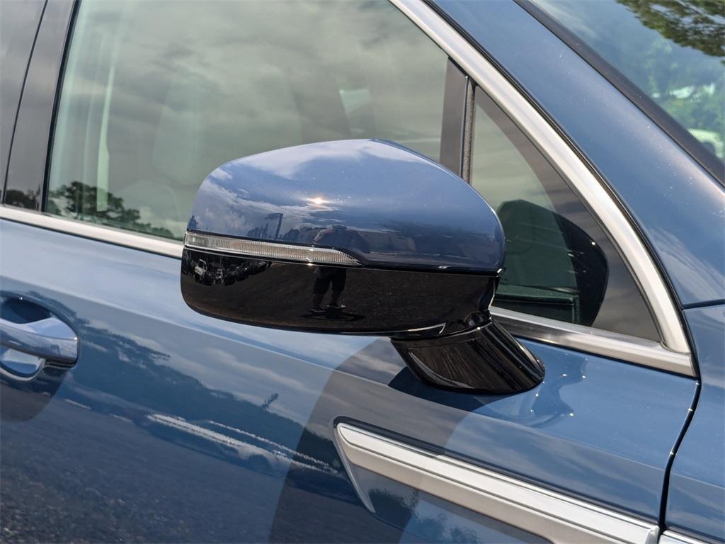 new 2025 Kia Sorento car, priced at $38,850