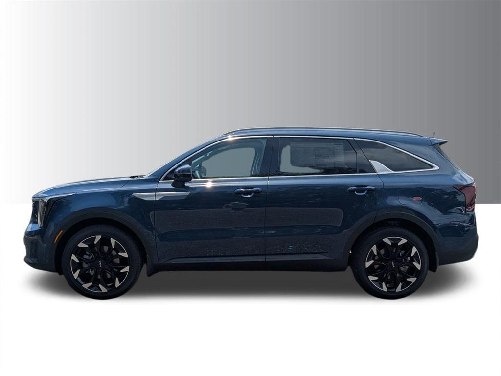 new 2025 Kia Sorento car, priced at $38,850