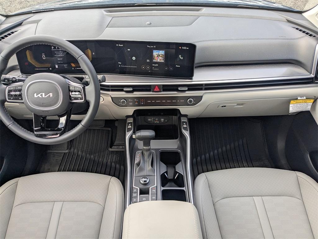 new 2025 Kia Sorento car, priced at $38,850