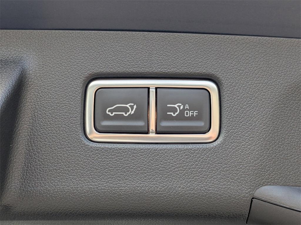 new 2025 Kia Sorento car, priced at $38,850