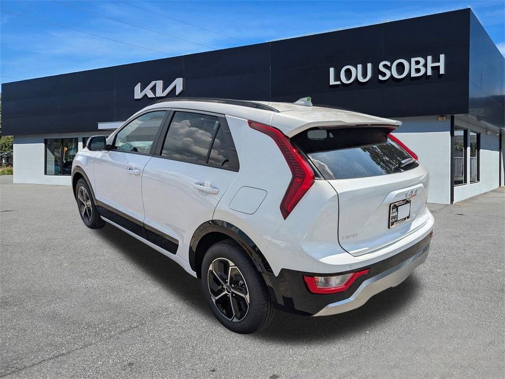 new 2025 Kia Niro car, priced at $33,925