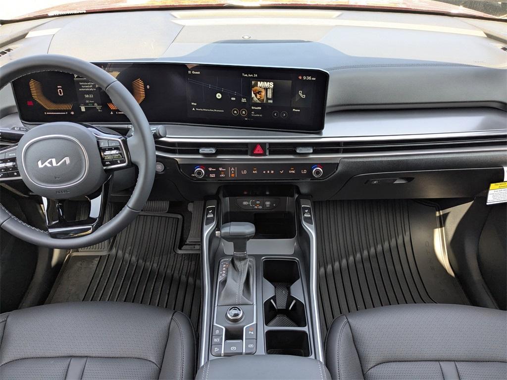 new 2025 Kia Sorento car, priced at $36,960