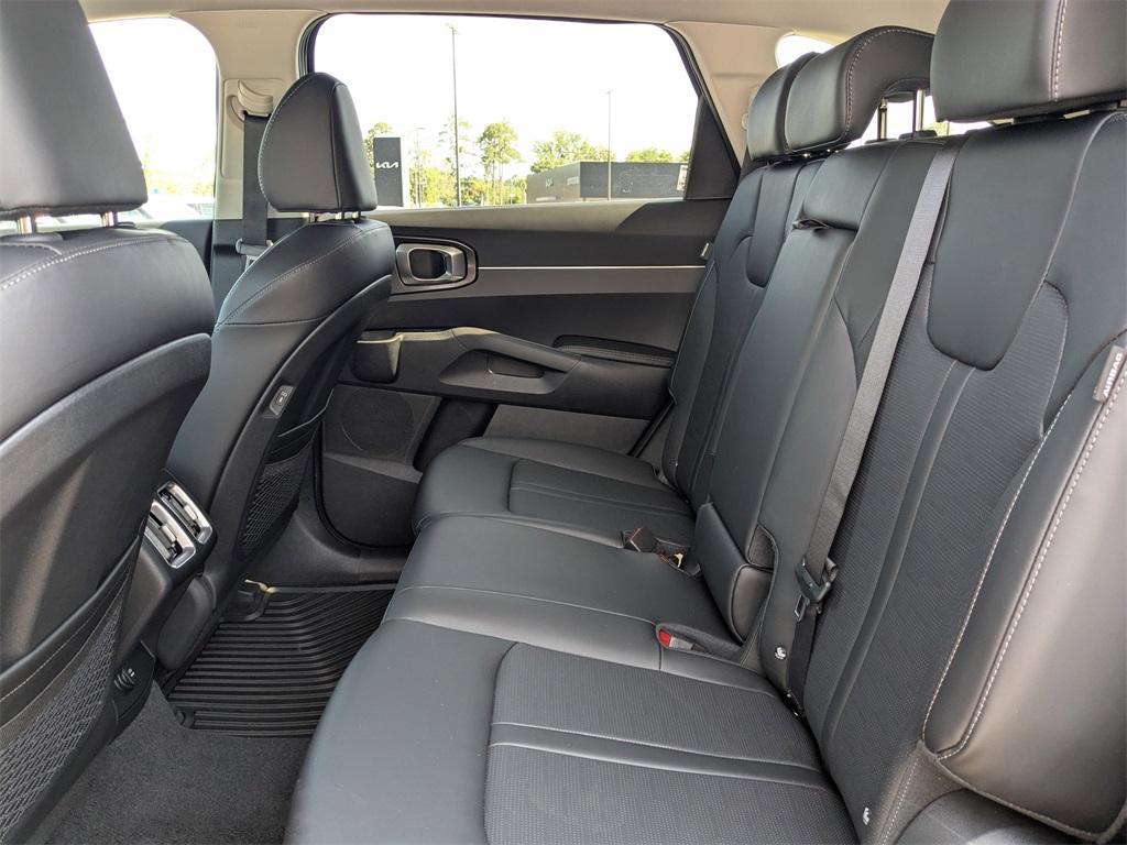 new 2025 Kia Sorento car, priced at $36,960